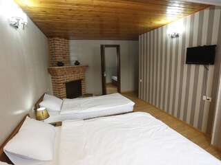 Отель Hotel Kalanga Тбилиси Семейный люкс с 2 спальнями-2